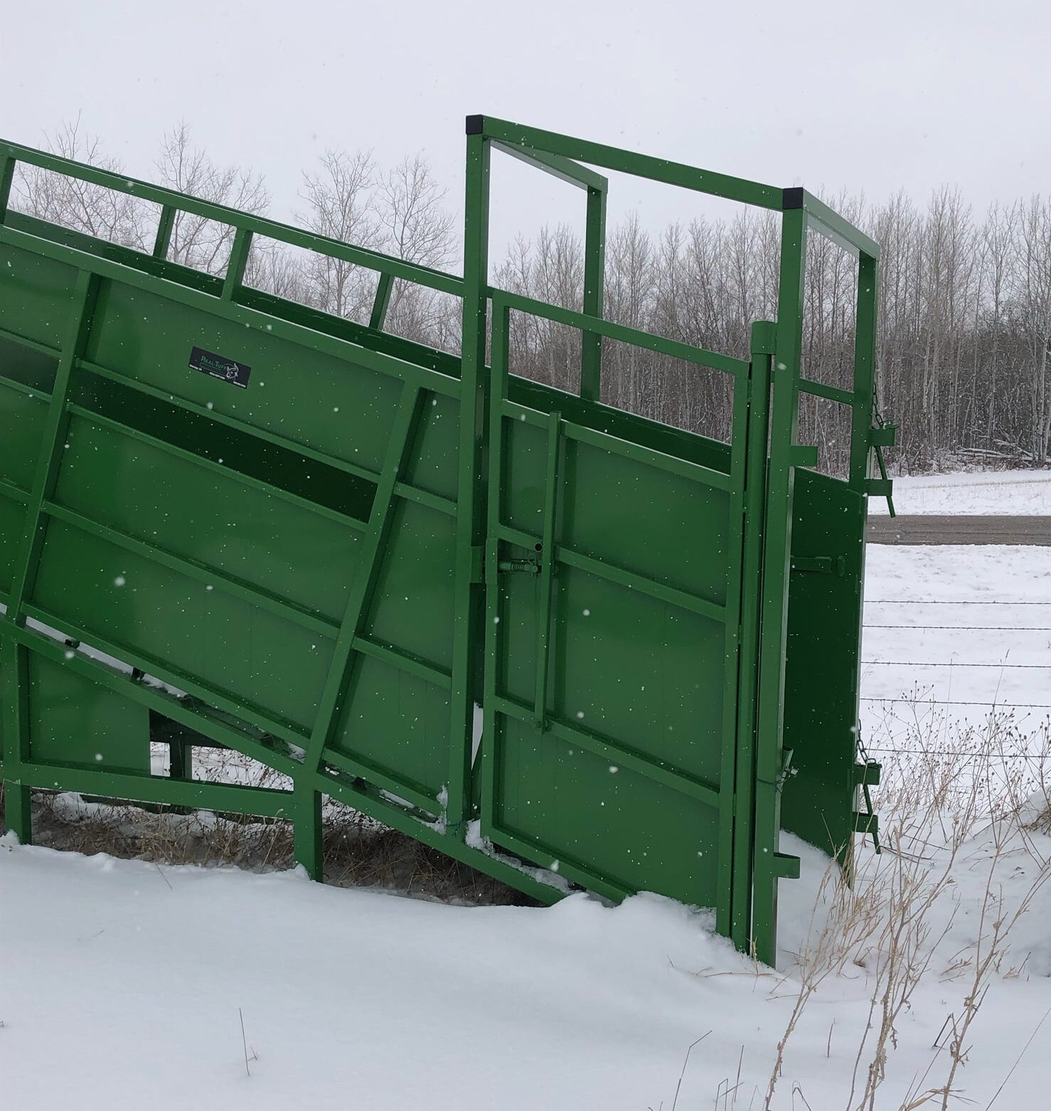 stationary loading chute